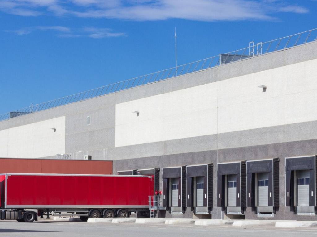 locale commerciale in affitto a Torrevecchia Pia in zona Vigonzone