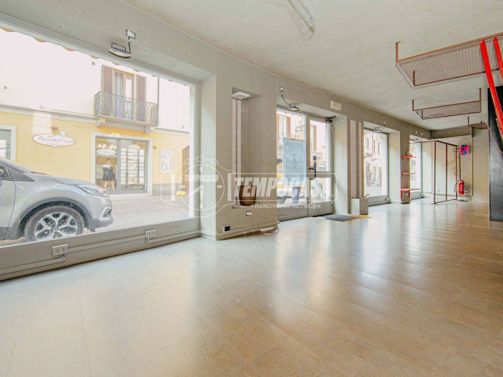 negozio in affitto a Vigevano