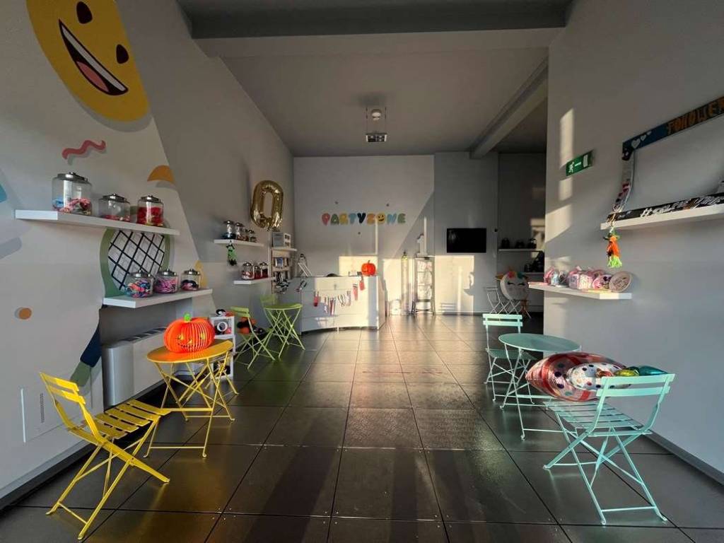 negozio in affitto a Vigevano