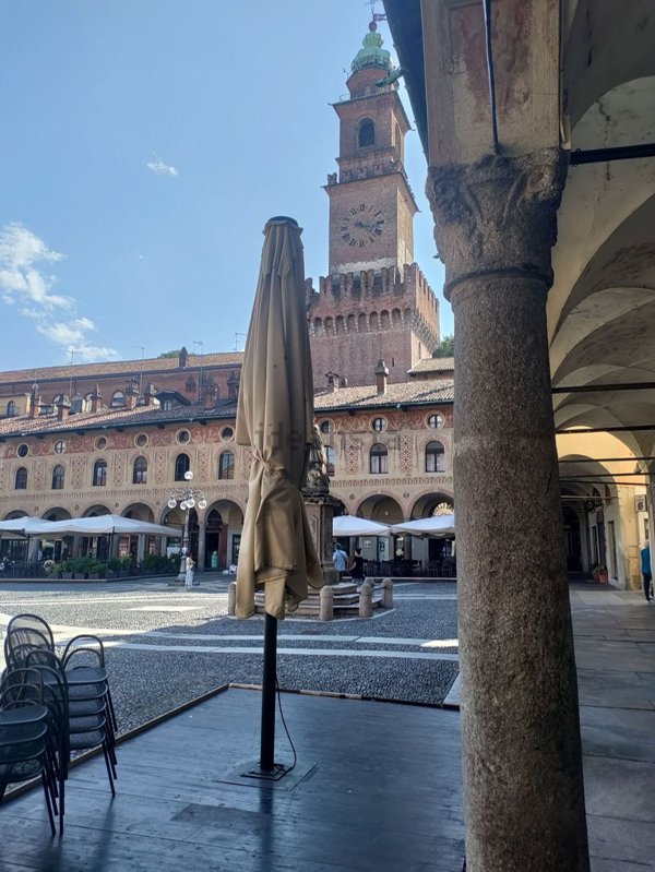 negozio in affitto a Vigevano