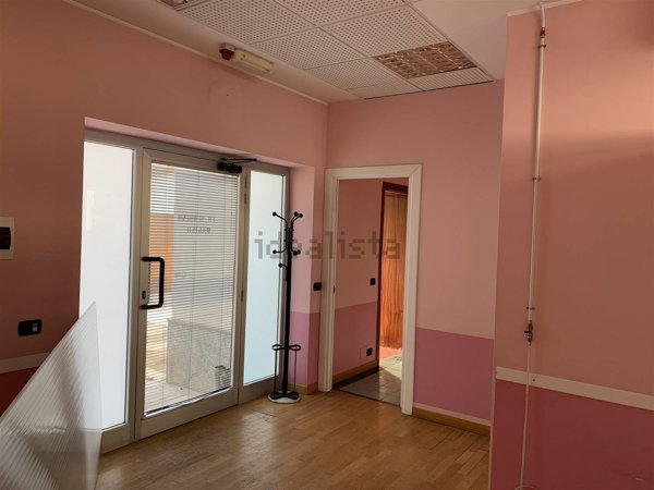 negozio in affitto a Vigevano