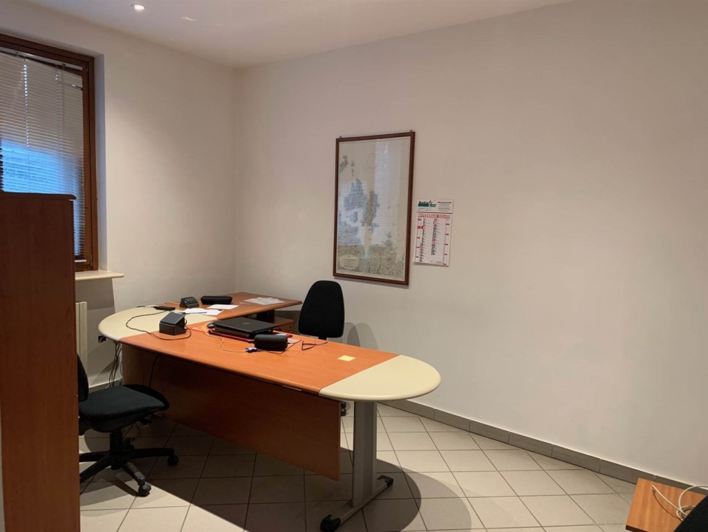 locale commerciale in affitto a Vigevano