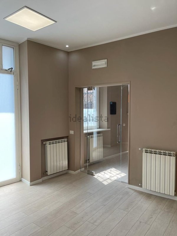 locale commerciale in affitto a Vigevano