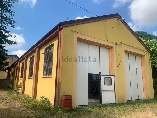 capannone in affitto a Vigevano