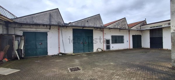 locale di sgombero in affitto a Vigevano