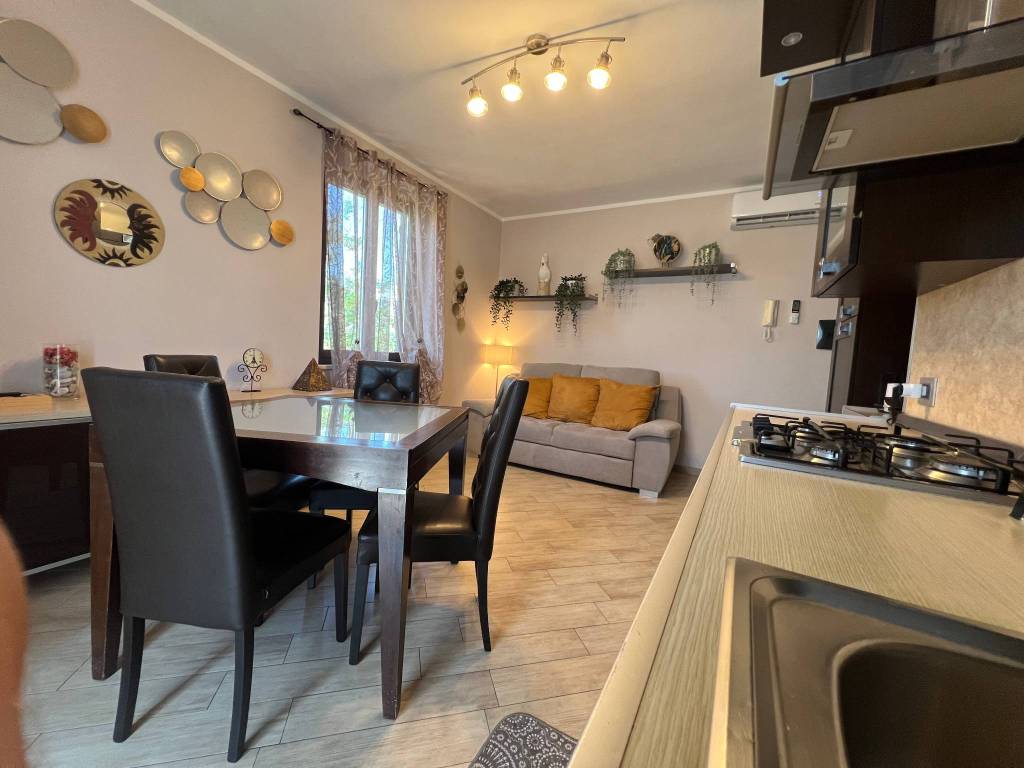 appartamento in affitto a Vigevano in zona Piccolini