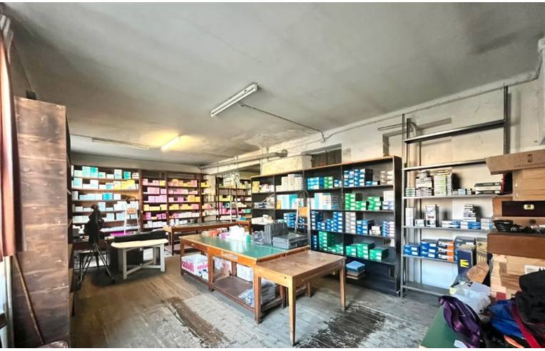 locale commerciale in affitto a Vigevano