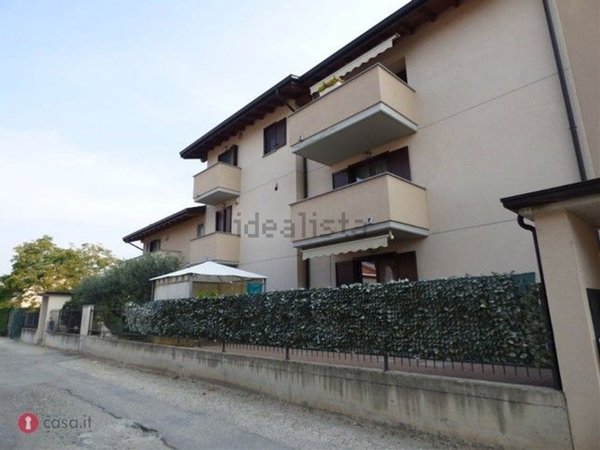 box auto in affitto a Vigevano