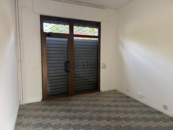 negozio in affitto a Vigevano