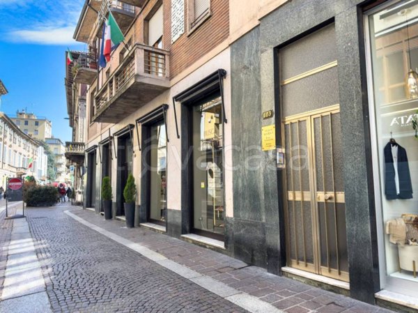 negozio in affitto a Voghera