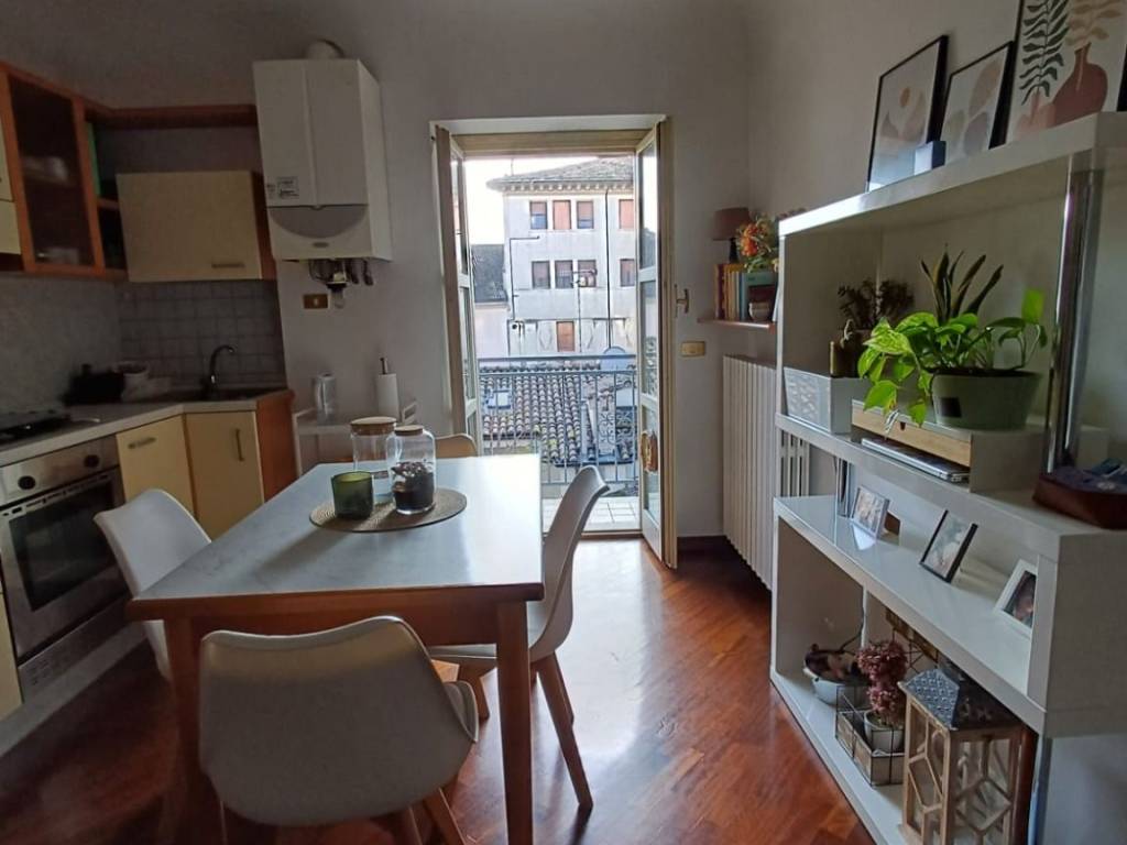 appartamento in affitto a Voghera