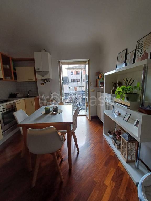 appartamento in affitto a Voghera