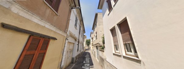 appartamento in affitto a Voghera