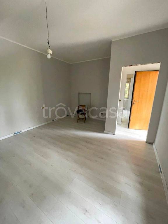 trivano in affitto a Voghera
