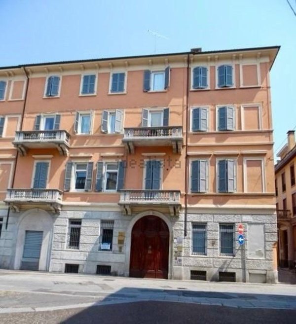 appartamento in affitto a Voghera