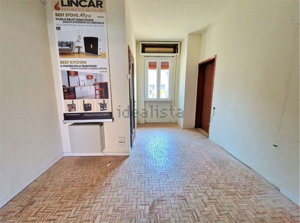 negozio in affitto a Voghera in zona Medassino