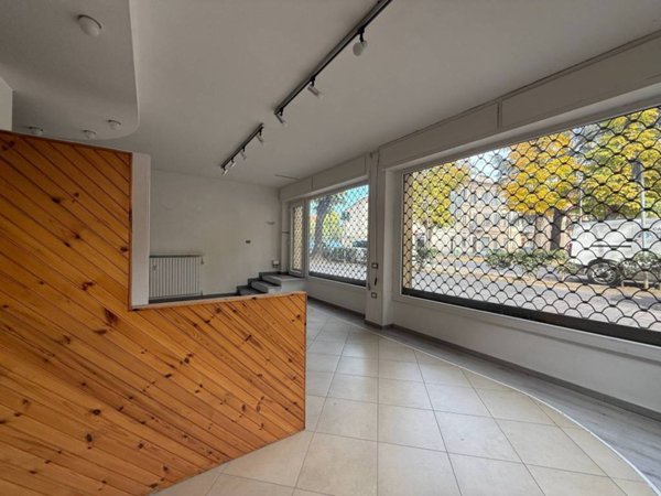 negozio in affitto a Voghera