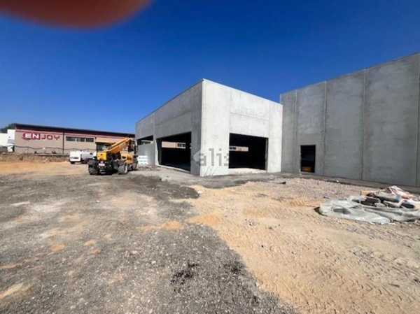 capannone in affitto a Voghera