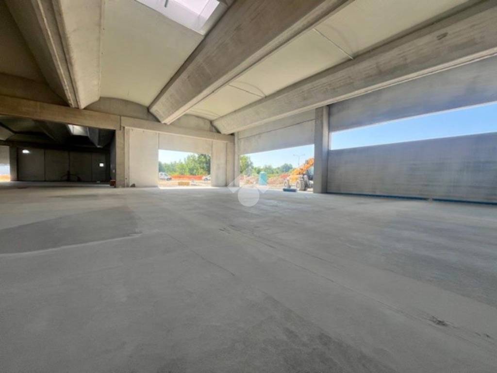 capannone in affitto a Voghera in zona Campoferro