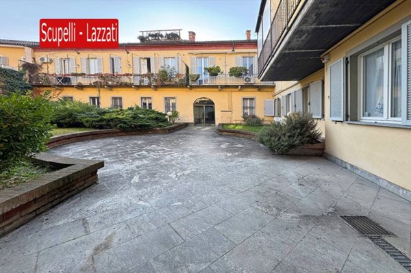 negozio in affitto a Voghera