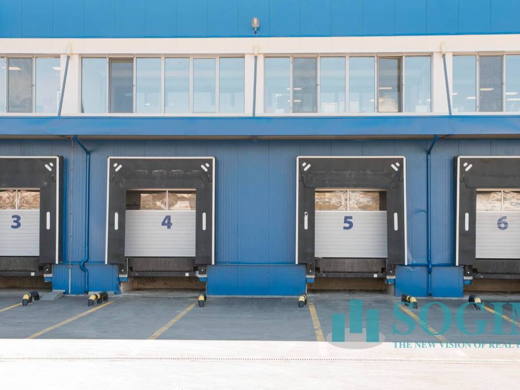 locale commerciale in affitto a Voghera in zona Campoferro