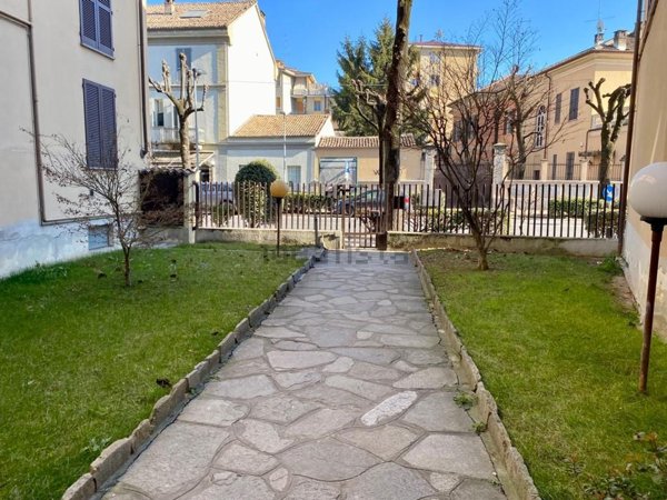 appartamento in affitto a Voghera