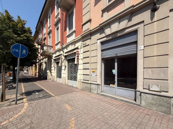 negozio in affitto a Voghera