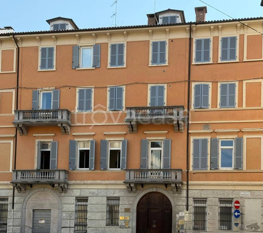 ufficio in affitto a Voghera