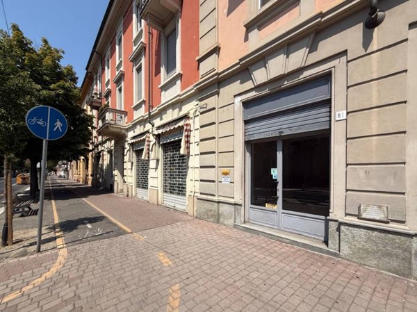 negozio in affitto a Voghera