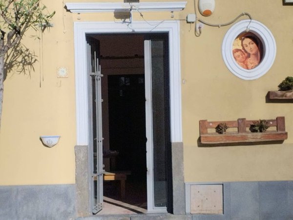 negozio in affitto a Colli Verdi in zona Valverde