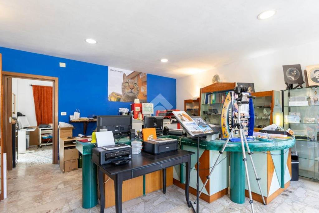 ufficio in affitto a Luserna San Giovanni in zona Airali