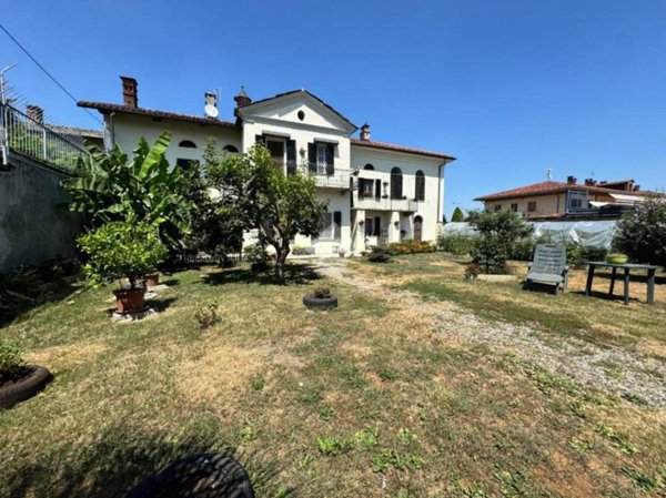 casa indipendente in affitto a Macello