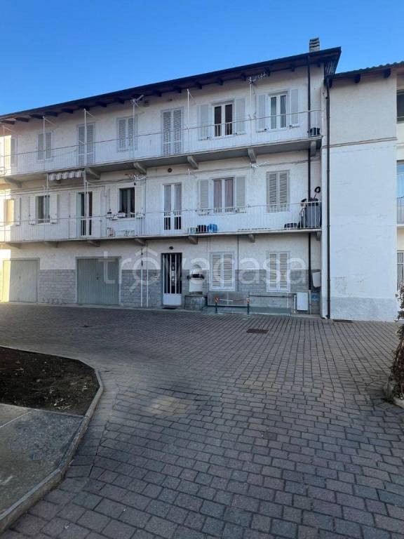 appartamento in affitto a Mathi