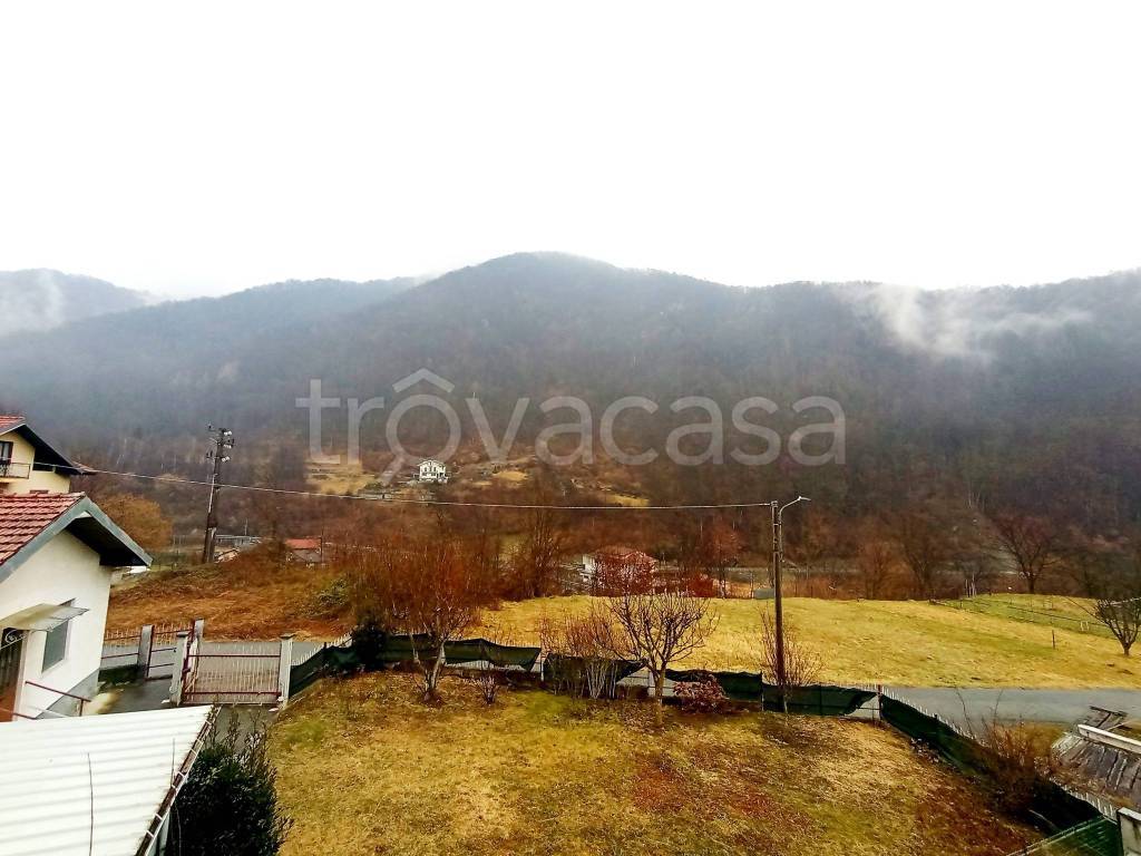 appartamento in affitto a Mezzenile in zona Villa Inferiore