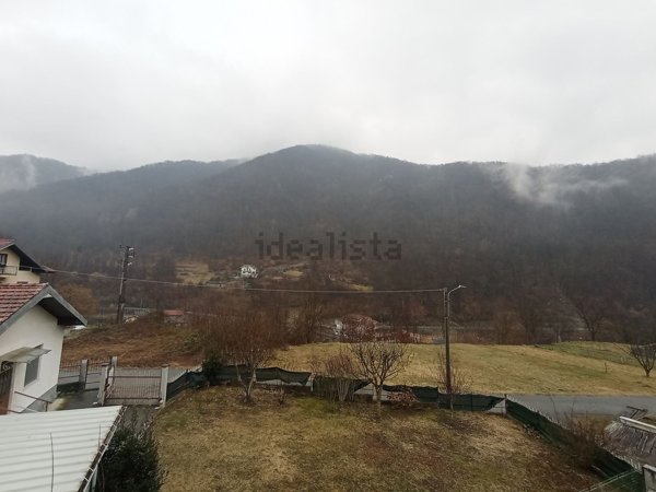 appartamento in affitto a Mezzenile in zona Villa Inferiore