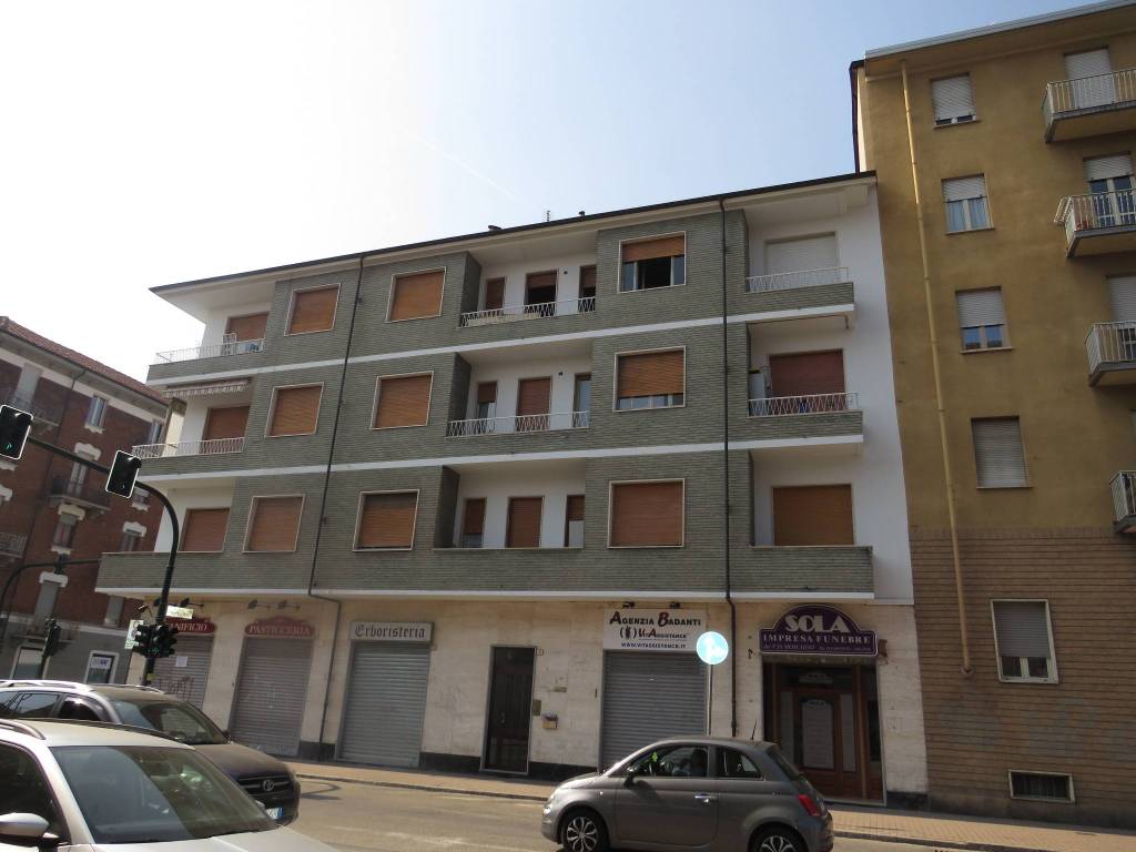 appartamento in affitto a Moncalieri in zona Borgo San Pietro
