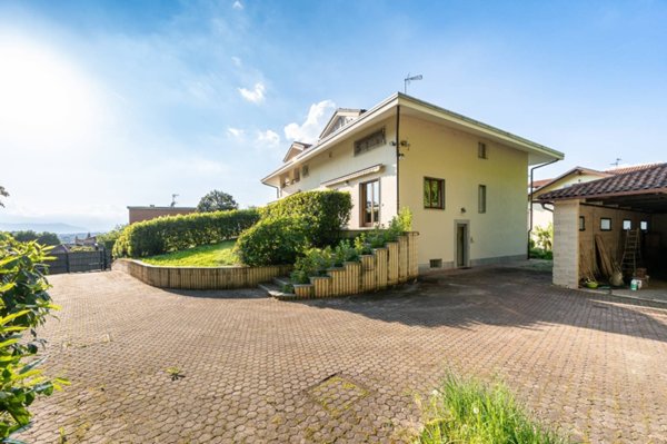 casa indipendente in affitto a Moncalieri