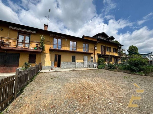 appartamento in affitto a Moncalieri in zona Revigliasco
