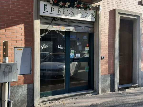 negozio in affitto a Moncalieri