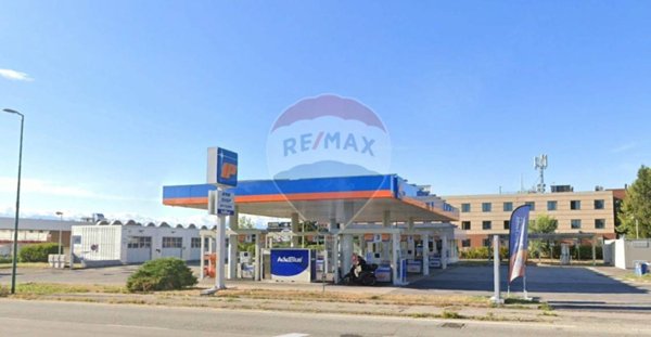 locale commerciale in affitto a Moncalieri
