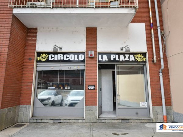 negozio in affitto a Moncalieri