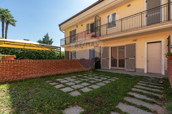 casa indipendente in affitto a Moncalieri