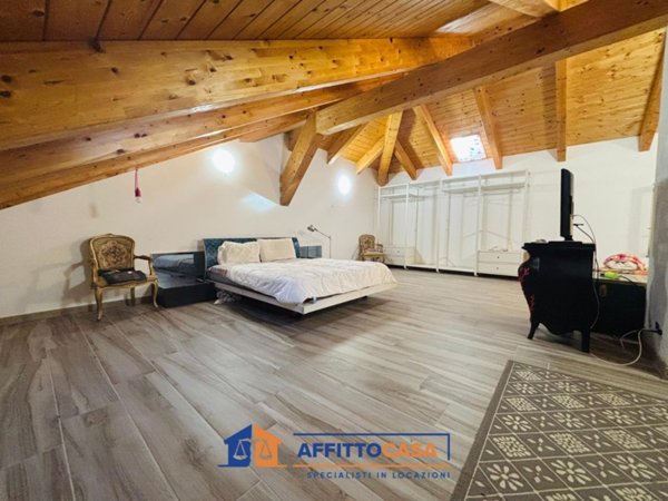 casa indipendente in affitto a Moncalieri