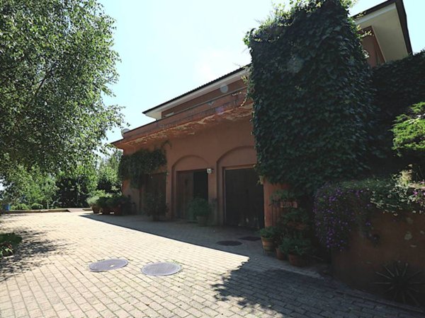 appartamento in affitto a Moncalieri in zona Revigliasco