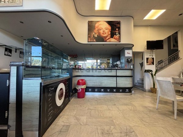 locale commerciale in affitto a Moncalieri