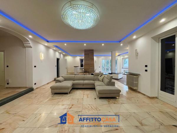 casa indipendente in affitto a Moncalieri in zona Revigliasco