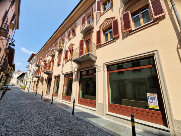 locale commerciale in affitto a Moncalieri