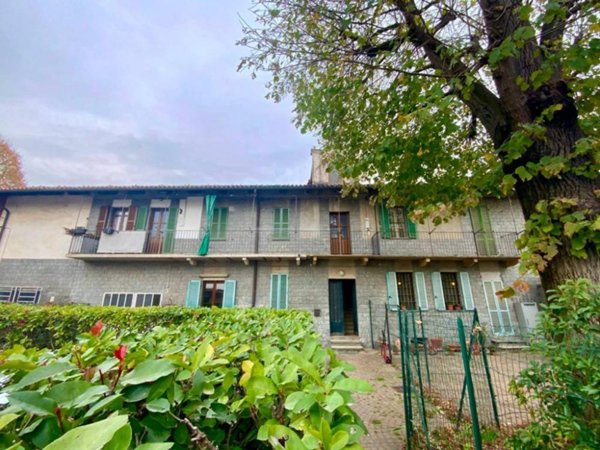 appartamento in affitto a Moncalieri in zona Barauda