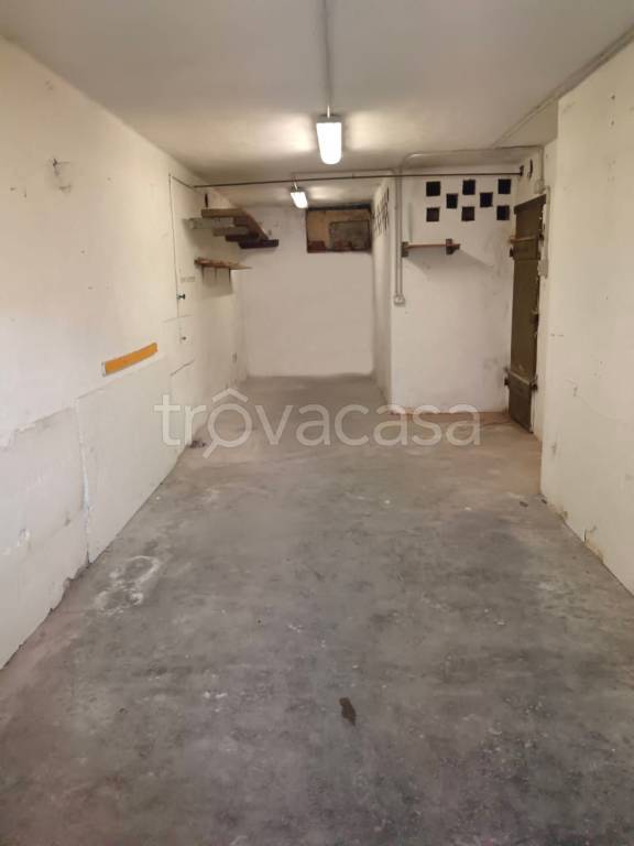 locale commerciale in affitto a Moncalieri