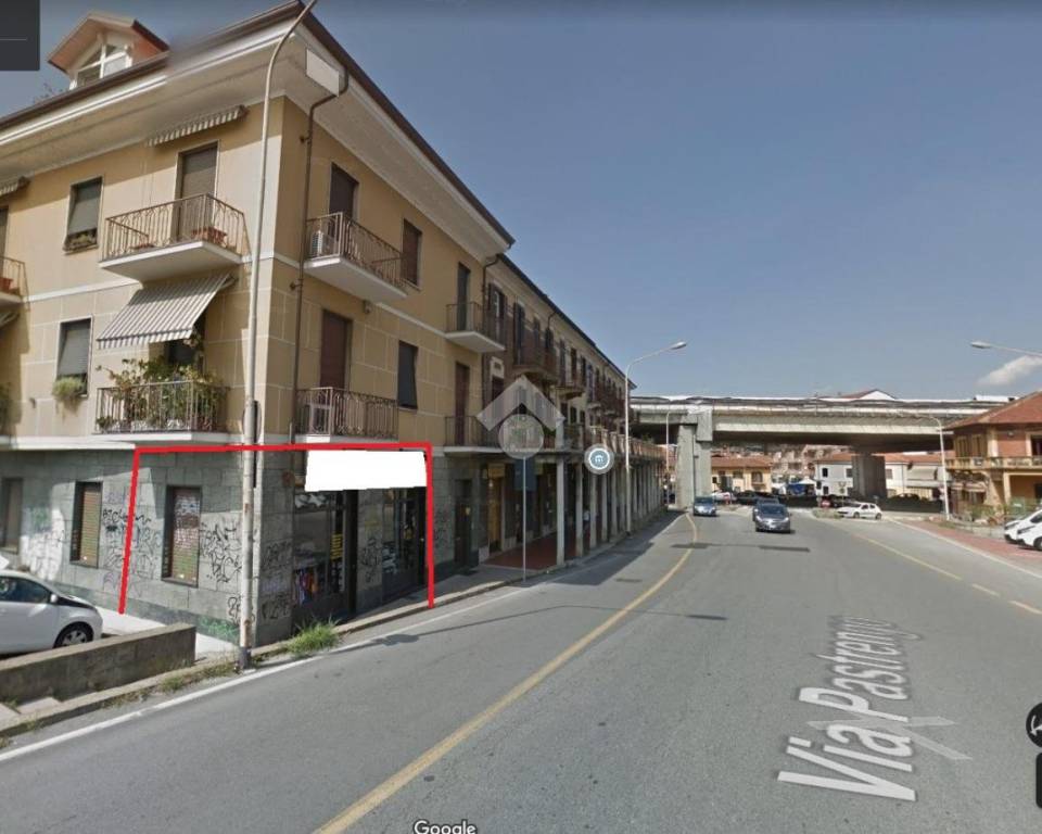 negozio in affitto a Moncalieri